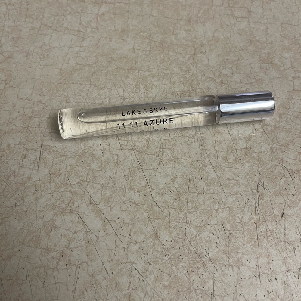 Lake and Skye 11 11 Azure Purse Spray